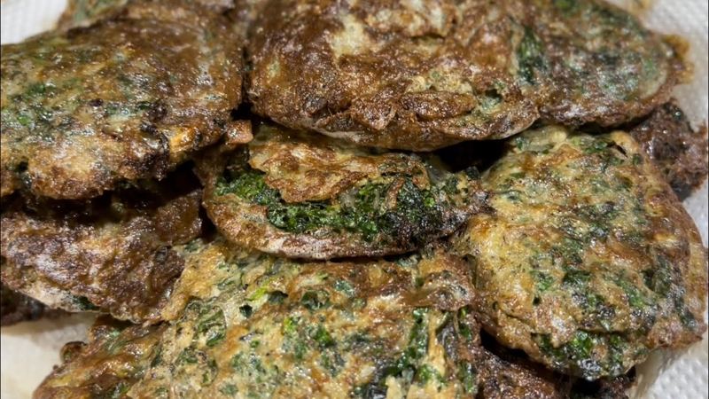 Tortilla de perejil, tortillitas árabes de huevo y perejil