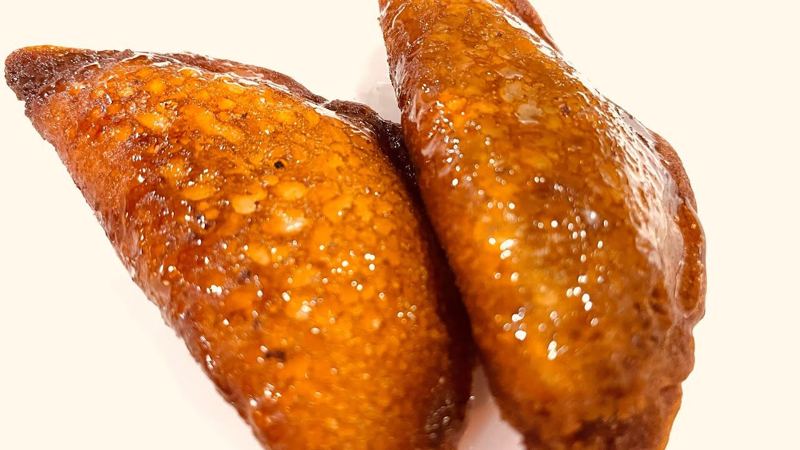 Atayef, empanaditas dulces de nueces y natilla